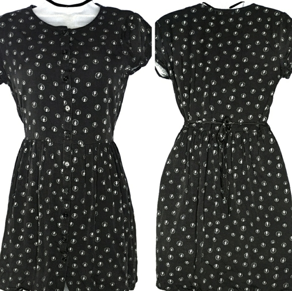 Junkfood Clothing skater dress medium - Picture 2 of 4